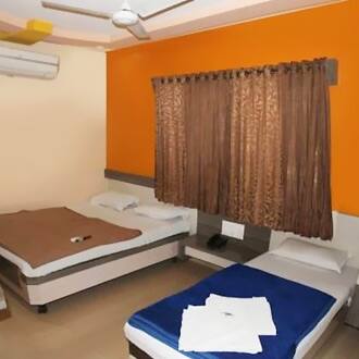 Hotel Dwaraka Bhavan, Shirdi 4
